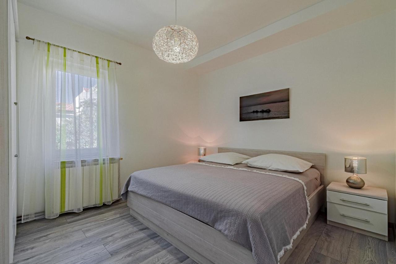 Apartment With A Parking Space Orebic, Peljesac - 646 *